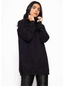 Водолазка свободного кроя с длинными боковыми разрезами черного цвета SASSYCLASSY