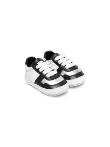 Кроссовки Newborn на шнуровке Philipp Plein Junior, белый