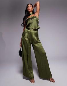 Брюки TFNC классического кроя в оливковом цвете