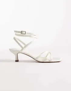 Атласные босоножки на каблуке с ремешками ASOS DESIGN Haze цвета слоновой кости