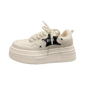 TAFN Низкие женские кроссовки белого цвета