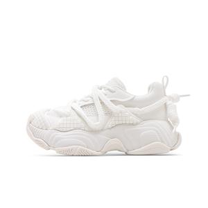 Амортизация, покрытие, поддержка, увеличивающие рост, низкие массивные кроссовки для женщин C°BANNER, White