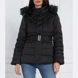 Пуховик Laurie классического кроя Guess, черный