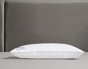 Перьевая подушка фьёдур "Фабьен", наполнитель: 85% перо, 15% пух, чехол: 100% хлопок, (1 шт.) Fjödur 80х80 см, белый