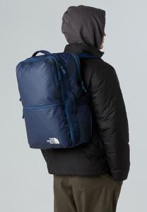 Рюкзак The North Face BASE CAMP VOYAGER TRAVEL PACK, Shady Blue/Summit Navy/Blue