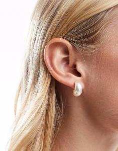 Серьги-кольца из искусственного жемчуга белого цвета Pieces