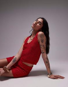 Вязаный топ в красном цвете Topshop