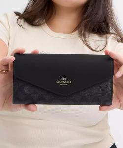 Кошелек-конверт с фирменным холстом