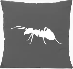 Подушка для дивана Huuraa, подарочная, силуэт муравья, 40x40 см, с наполнителем из хлопка стального серого цвета, сувенир в виде муравья Hellweg Druckerei