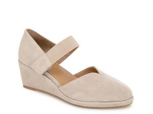 Туфли Gentle Souls by Kenneth Cole Rosemary Wedge Pump, Mushroom Suede