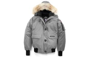 Женский пуховик Canada Goose, цвет moonlight lime