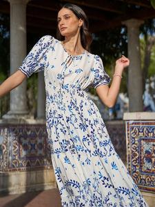 Макси-платье с бордюрным принтом Yumi, слоновая кость