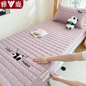 Yalu Простыня на резинке 180х200 см с подстежкой из соевого волокна, комплект из 3 предметов, цвет Panda Lying Down - Smoky Purple