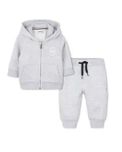 Детский комплект куртка с капюшоном и джоггеры BOSS Kidswear, светло-серый