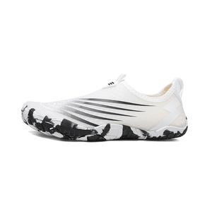 KYMOOU Антискользящие дышащие износостойкие треккинговые ботинки для речных походов унисекс бело-черные, цвет White Black