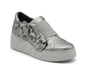 Кроссовки Charles David Rachelle Wedge Slip-On Sneaker, серебристый металлик
