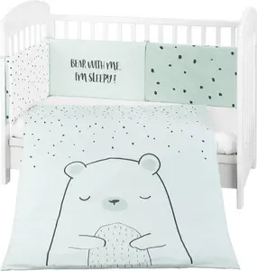 Детский комплект постельного белья "Медведь", 3 предмета: пододеяльник 135 x 95 см, бортик для кроватки 140 x 70 см, зеленый Kikkaboo