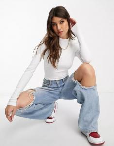 Белое боди с длинными рукавами и высоким воротником ASOS