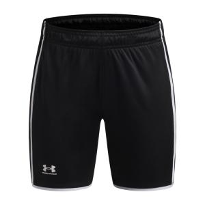 Under Armour Тренировочные шорты Regular в черном цвете