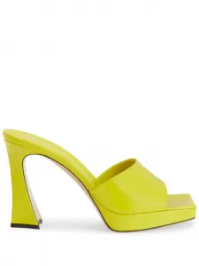 Босоножки Solhene на платформе Giuseppe Zanotti, желтый