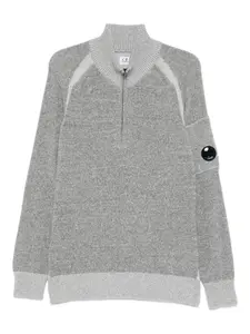 Свитер с застежкой-молнией у воротника и нашивкой с логотипом C.P. Company, серый