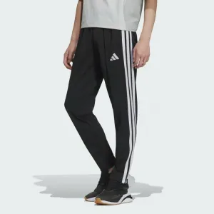 Спортивные брюки adidas с тремя полосками, зауженным кроем, двойной вязкой и открытым низом.