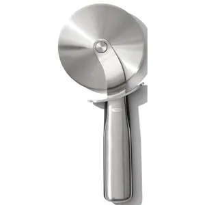 Нож для пиццы OXO Good Grips, (1 шт.), нержавеющая сталь, мягкая на ощупь ручка, цвет silberfarben