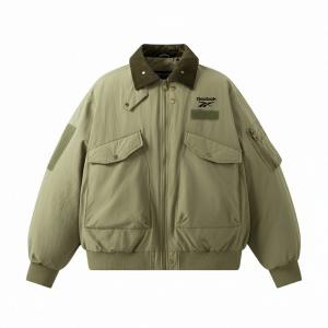 Пуховики Unisex с лацканами, утепленные Reebok, mustard желтый