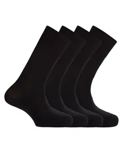 В упаковке 4 пары мужских носков из полиамида черного цвета Punto Blanco