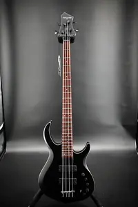 Sire 2-го поколения Marcus Miller M2 TBK 4-струнный с грифом из розового дерева, прозрачный черный