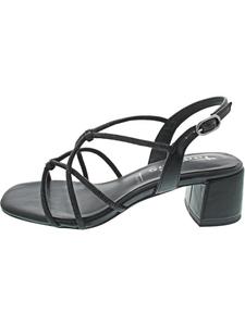 Tamaris Черные сандалии