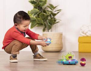 Бамперный космический автомобиль – Марки Марс – космический аварийный автомобиль с ДИСТАНЦИОННЫМ УПРАВЛЕНИЕМ B.Toys