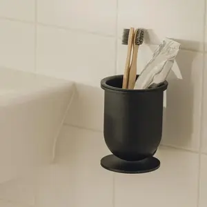 Стакан для ванной с держателем | Настенный или отдельно стоящий | Изготовлен из нержавеющей стали и алюминия | DUBLIN, Цвет: красный (матовый) Fink Group sp. z o.o.