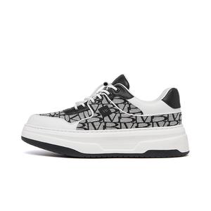 Низкие скейтерские кроссовки мужские VICKI BROWN, белый/черный