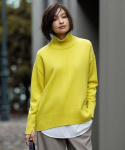 Мягкий вязаный свитер с высоким воротником из смеси кашемира