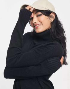 Черное трикотажное платье макси с высоким воротником и разрезом по бокам Vila