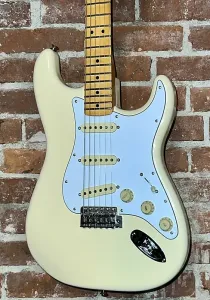 Fender Jimi Hendrix Stratocaster - олимпийский белый с грифом из клена, в наличии, супер быстрая доставка, поддержите малый бизнес и купите здесь!