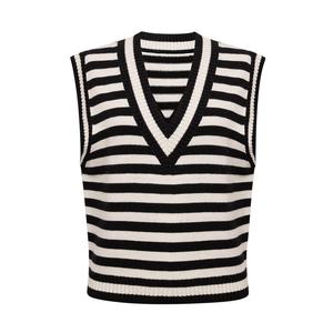 Жилет Deep Breath в жаккардовом стиле, черно-белый