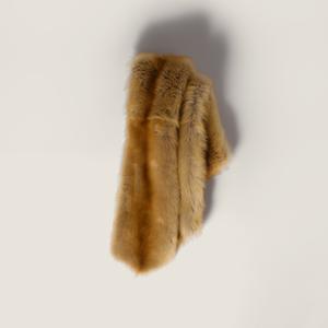 Шарф-накидка из овчины MIU MIU, коричневый