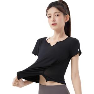 361° Футболка для йоги женская черная с V-образным вырезом Moderate