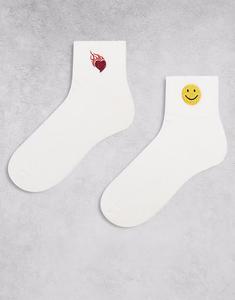 ASOS DESIGN 2 пары носков с вышитыми символами белого цвета