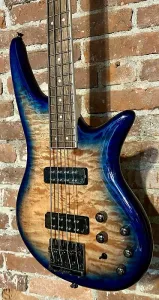 НОВЫЙ Jackson JS3Q Spectra Bass, Amber Blueburst, поддержите малый бизнес и купите его здесь!