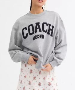 Спортивная фирменная толстовка с круглым вырезом в стиле бойфренд