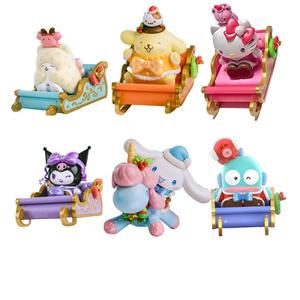 Слепая коробка Sanrio Family Winter Sleigh Team Collection, одиночная мистери-бокс/полный бокс 6 шт TOP TOY