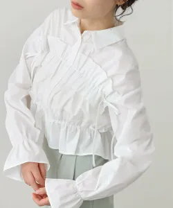 Короткая блузка с присборенной лентой