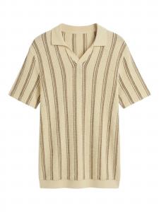 TEESHOPPEN Свитер в бежевом цвете