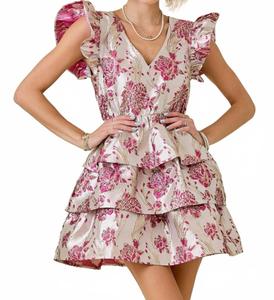 Розовое платье с цветочным жаккардом и рюшами Day + moon