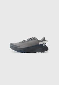 Кроссовки The North Face ALTAMESA 300, Smoked Pearl/Summit Navy/Off-White
