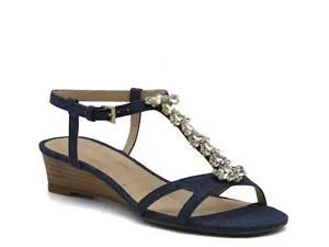 Сандалии Arschie Wedge Sandal Adrienne Vittadini, синий