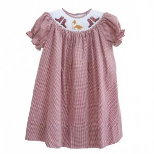 Платье Helen от Girl's Welcome To College Station в сборку, бордово-белого цвета Ruth And Ralph, бордовый/белый